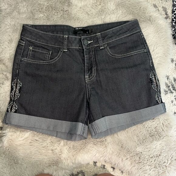 prAna Kara Denim Shorts Size 6 - Picture 3 of 10